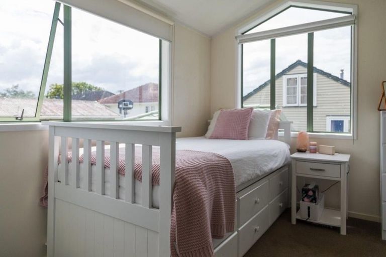 Photo of property in 630a Te Atatu Road, Te Atatu Peninsula, Auckland, 0610