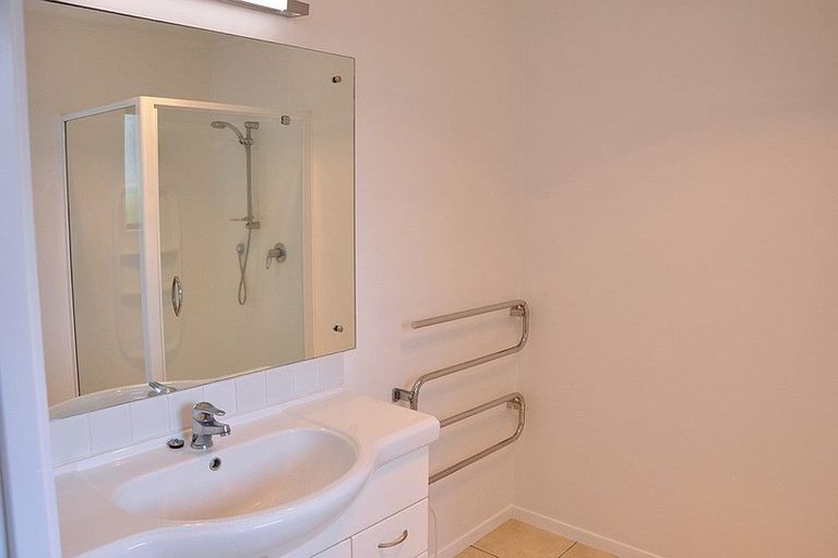 Photo of property in 11 Manuka Street, Orewa, 0931