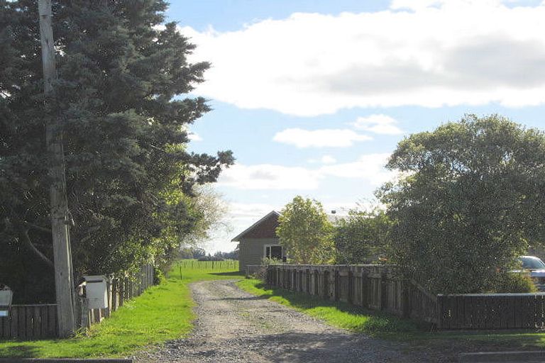 Photo of property in 30 Pukepapa Road, Marton, 4710