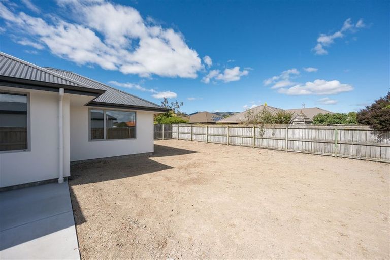 Photo of property in 6 Lassen Place, Stoke, Nelson, 7011