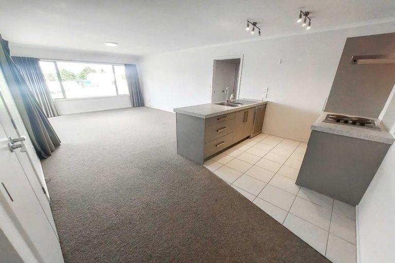 Photo of property in 19j Inverness Avenue, Hamilton East, Hamilton, 3216