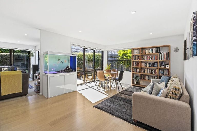 Photo of property in 50 Resolution Drive, Whitby, Porirua, 5024