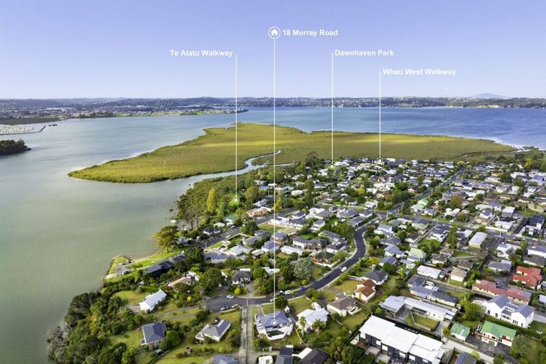Photo of property in 18 Murray Road, Te Atatu Peninsula, Auckland, 0610