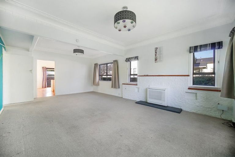 Photo of property in 56 Landscape Road, Papatoetoe, Auckland, 2025