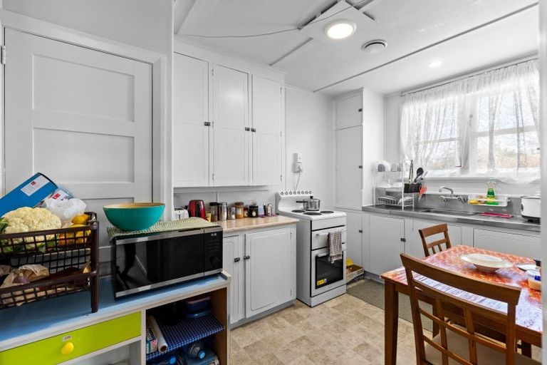 Photo of property in 52 Cuba Street, Marton, 4710