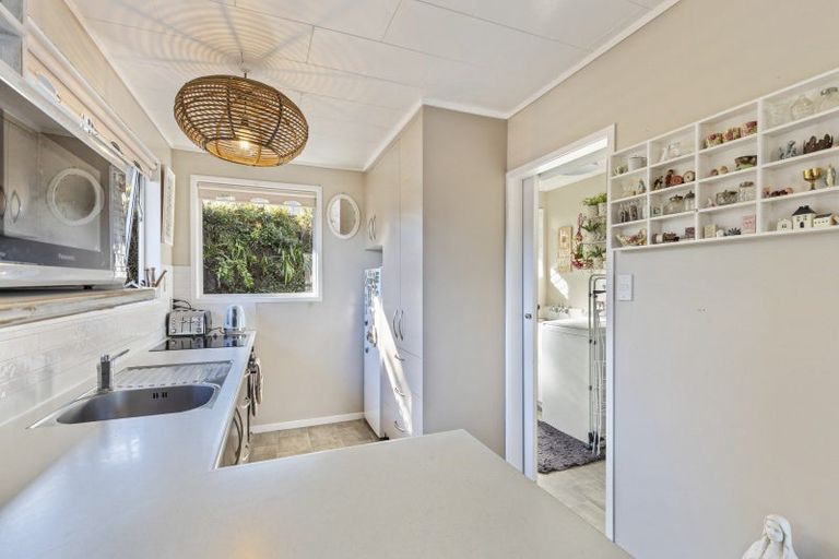 Photo of property in 3a Rossiter Crescent, Lynmouth, New Plymouth, 4310