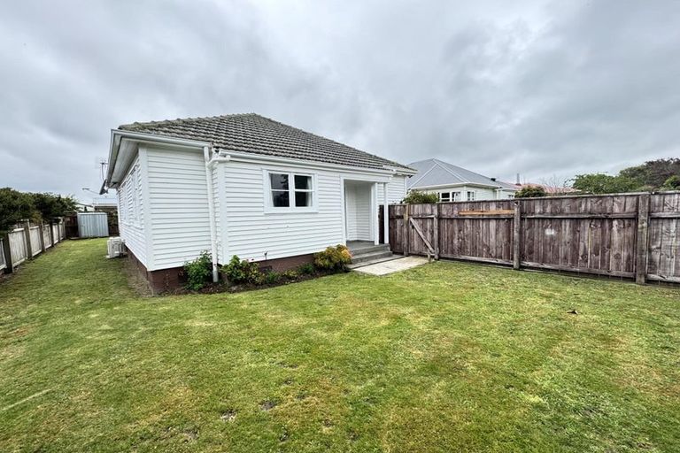 Photo of property in 12 Kauri Street, Roslyn, Palmerston North, 4414
