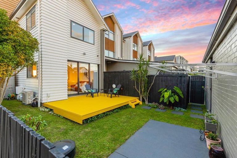 Photo of property in 34 Squadron Drive, Hobsonville, Auckland, 0616