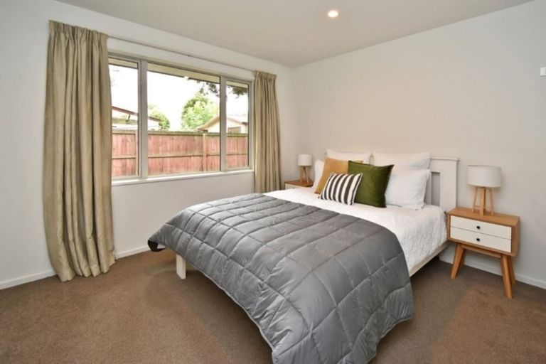 Photo of property in 64 Englefield Road, Northwood, Christchurch, 8051