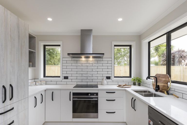 Photo of property in 107a Queen Street West, Levin, 5510
