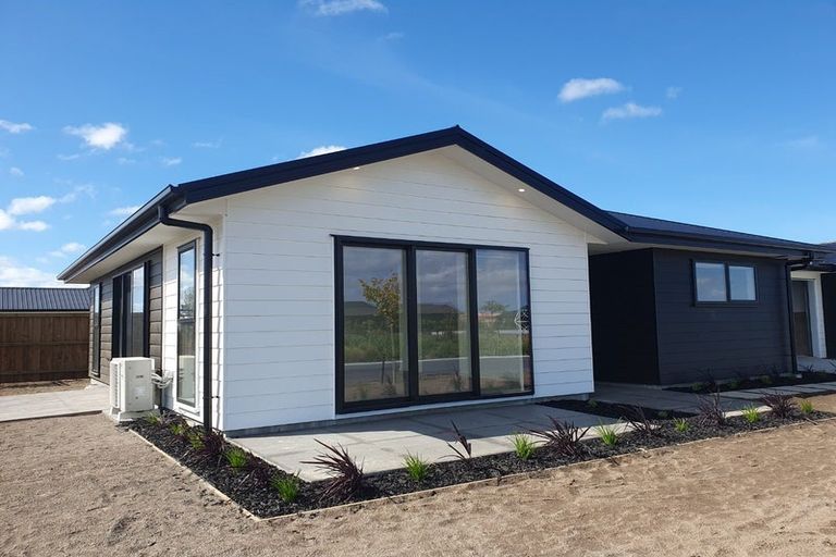 Photo of property in 16 Lenborough Drive, Rolleston, 7614