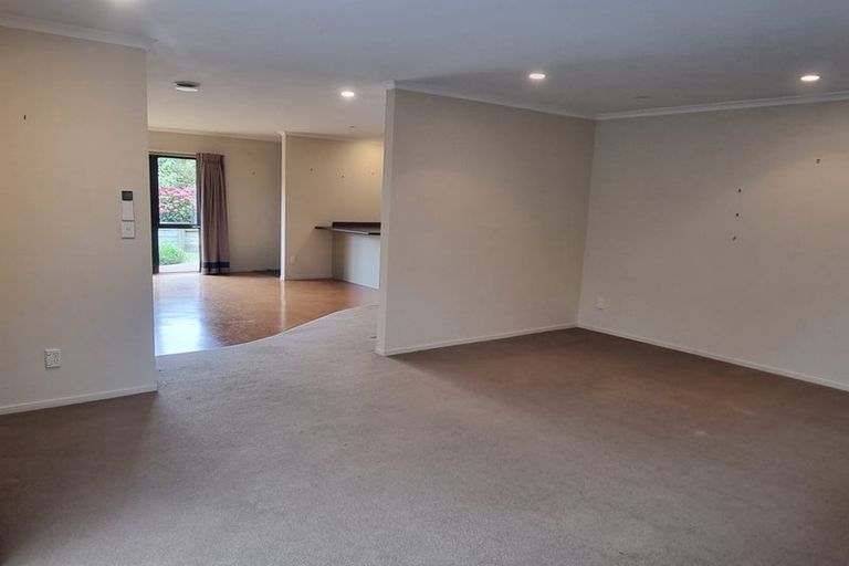 Photo of property in 2 Petersen Place, Waipukurau, 4200