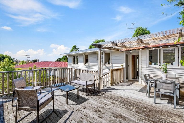 Photo of property in 58 Helena Street, Massey, Auckland, 0614