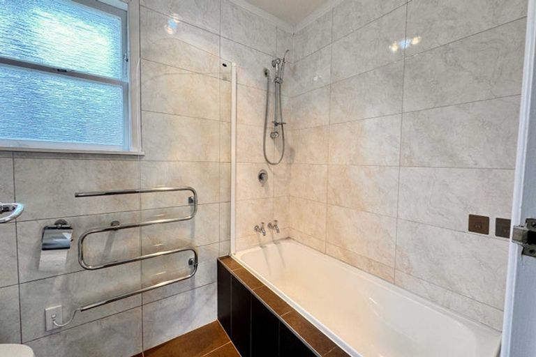 Photo of property in 67 Mountbatten Avenue, Hillcrest, Auckland, 0627