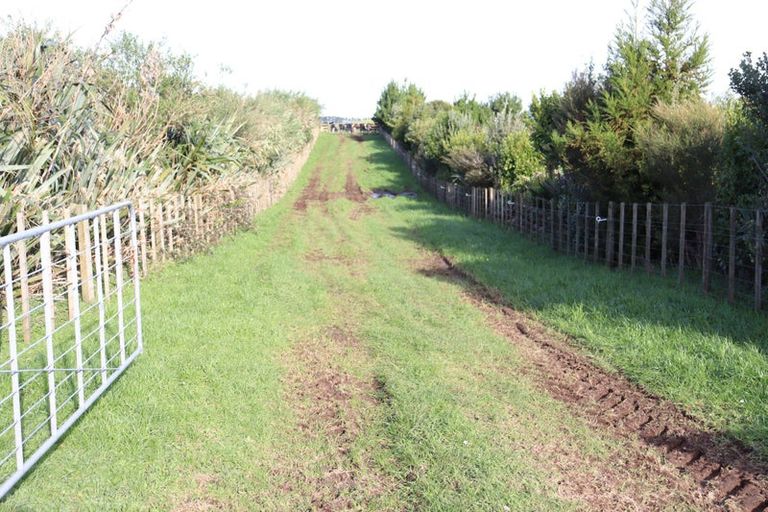 Photo of property in 192 Dover Road, Okato, New Plymouth, 4374
