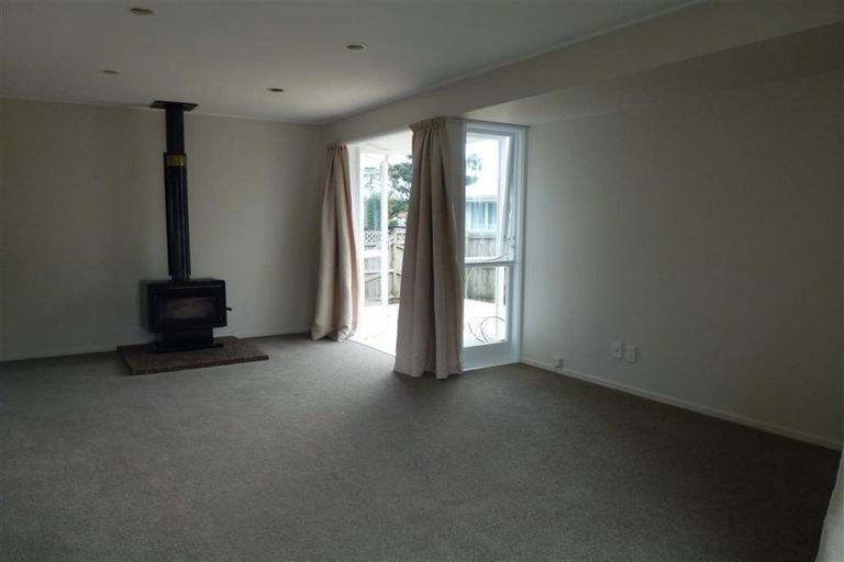 Photo of property in 19 Matai Street, Waiuku, 2123