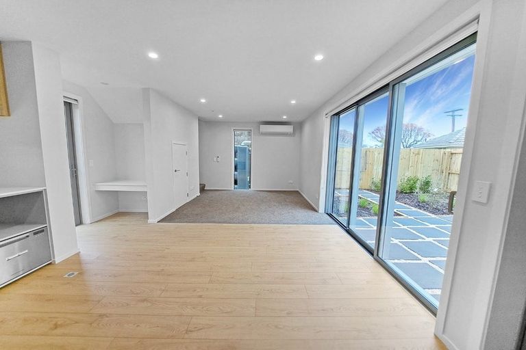 Photo of property in 9/16 Sladden Street, Naenae, Lower Hutt, 5011