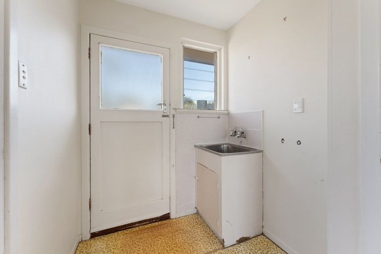 Photo of property in 97 Dunns Avenue, The Pines Beach, 7630
