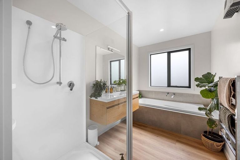 Photo of property in 5 Riley Street, Lake Hawea, 9382