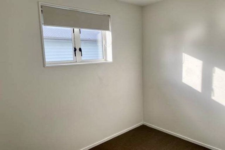 Photo of property in 63 Grove Road, Papakura, 2110