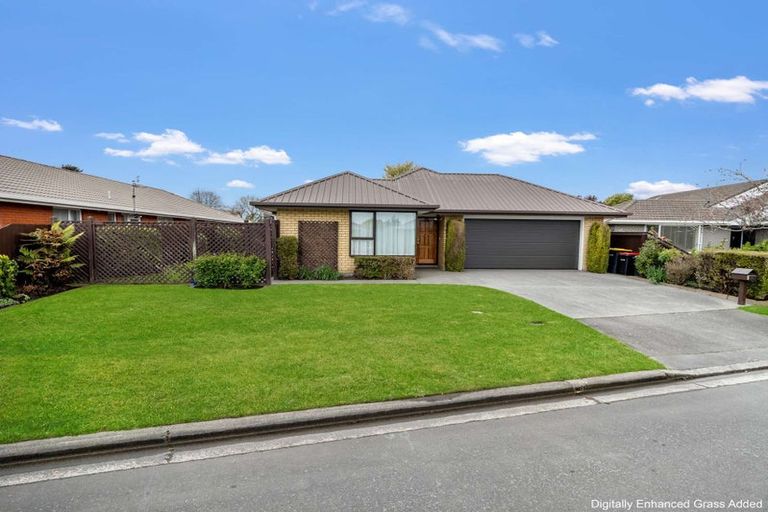Photo of property in 10 Innisfree Place, Northwood, Christchurch, 8051