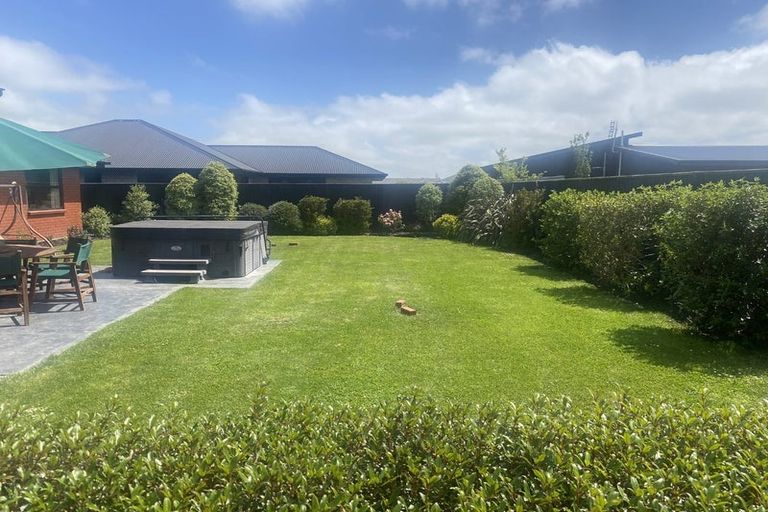 Photo of property in 124 Northbrook Road, Rangiora, 7400