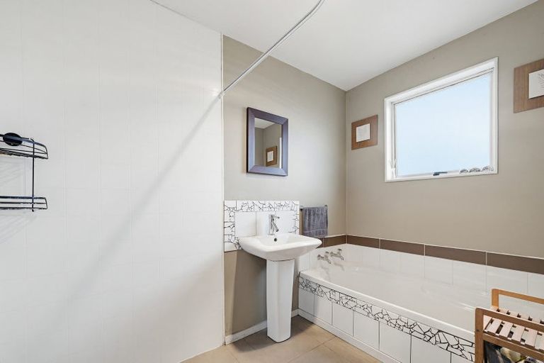 Photo of property in 212 Kainga Road, Kainga, Christchurch, 8083