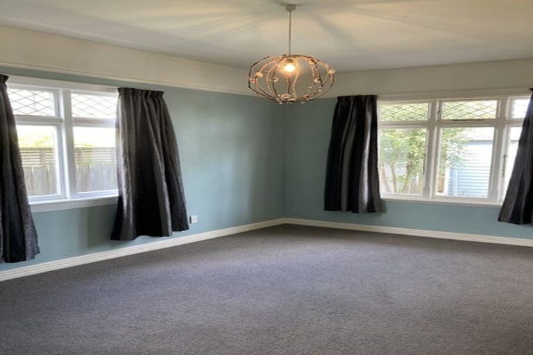 Photo of property in 81 Knowles Street, St Albans, Christchurch, 8052