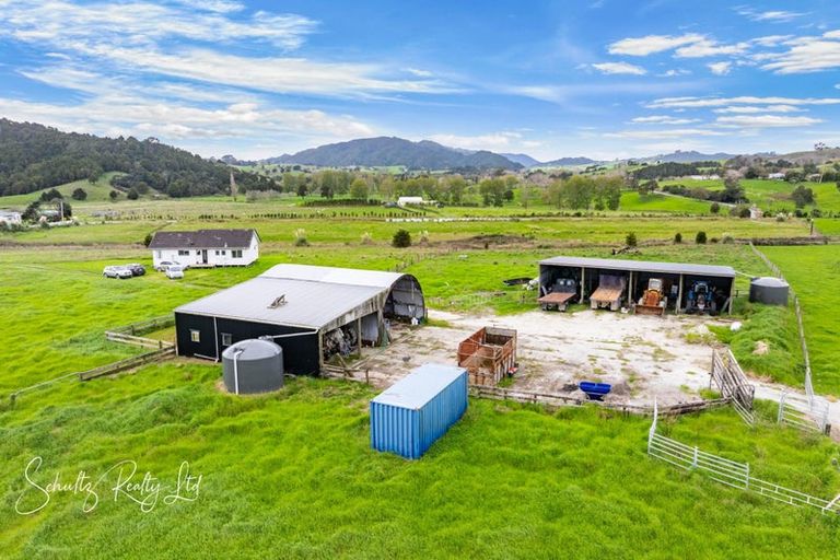 Photo of property in 32a Swamp Road, Mareretu, Maungaturoto, 0571