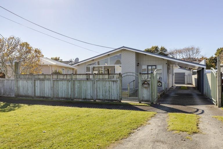 Photo of property in 4a Blake Street, Waitara, 4320