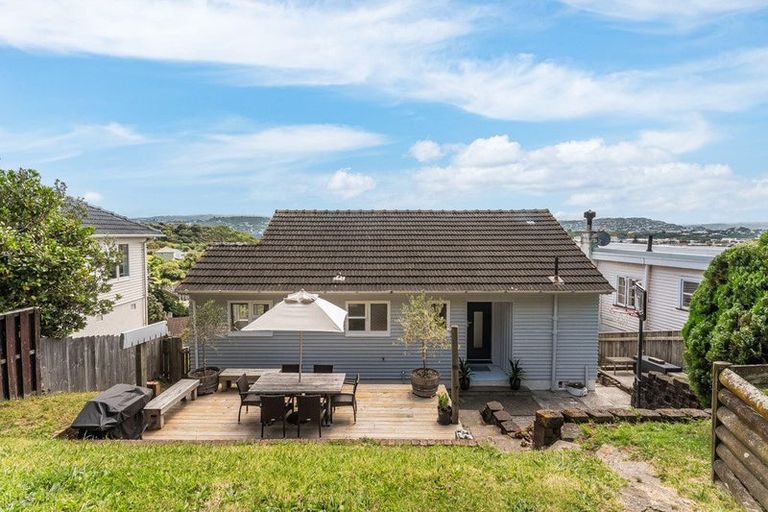 Photo of property in 20 Elphinstone Avenue, Strathmore Park, Wellington, 6022