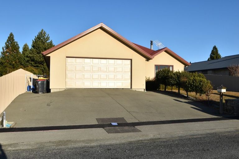 Photo of property in 54 Rhoboro Road, Twizel, 7901