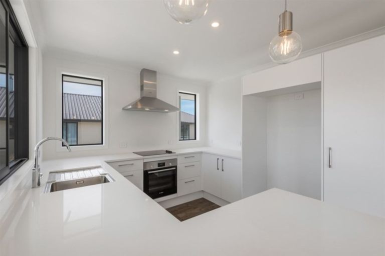 Photo of property in 12 Hebbard Court, Albert Town, Wanaka, 9305