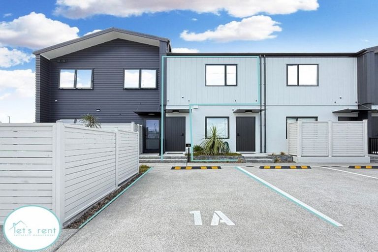 Photo of property in 12 Tara Lane, Manurewa, 2102