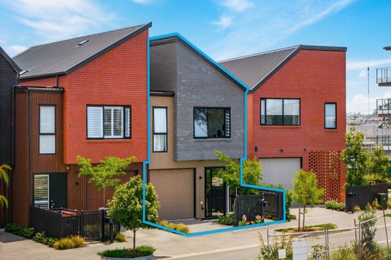 Photo of property in 3 Sierra Pine Road, Hobsonville, Auckland, 0616