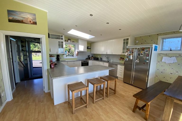 Photo of property in 37 Earls Road, Saint Clair, Dunedin, 9012