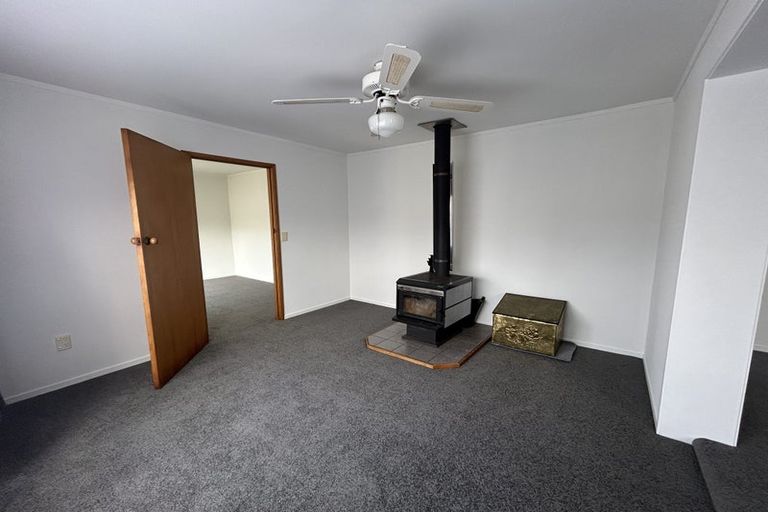 Photo of property in 8 Finch Street, One Tree Point, 0118