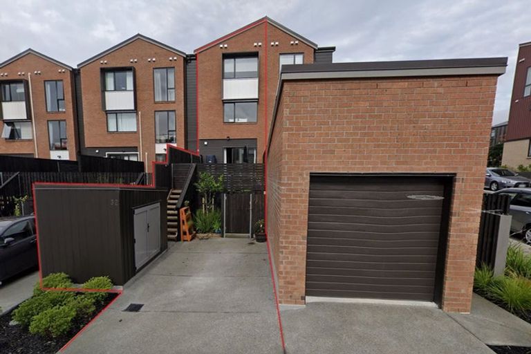 Photo of property in 32 Hobsonville Point Road, Hobsonville, Auckland, 0616