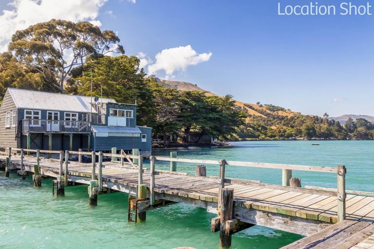 Photo of property in 209 Middle Road, Pigeon Bay, 7583