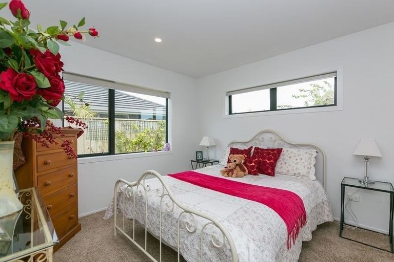Photo of property in 9 Keene Drive, Bell Block, New Plymouth, 4312