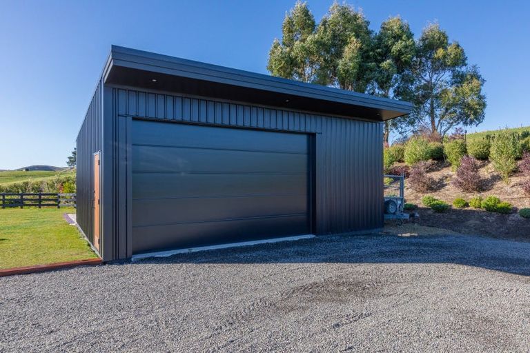 Photo of property in 375c Maharakeke Road, Waipukurau, 4281