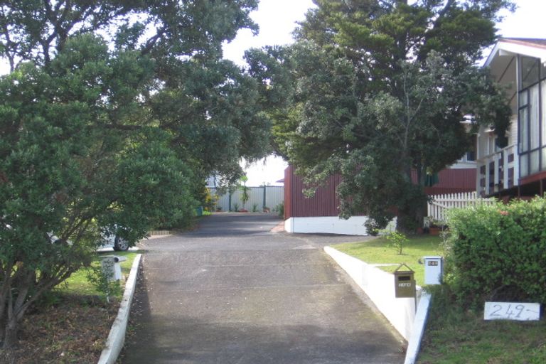 Photo of property in 249a Great North Road, Henderson, Auckland, 0612