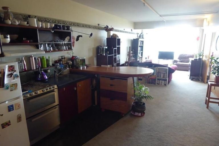 Photo of property in Qba Apartments, 3d/51 Webb Street, Mount Cook, Wellington, 6011