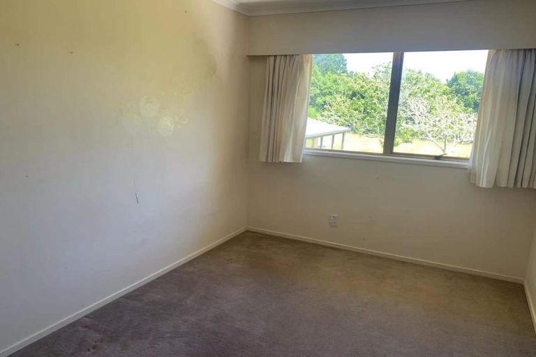 Photo of property in 12 Sinton Road, Hobsonville, Auckland, 0618