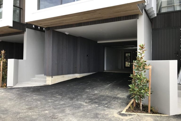 Photo of property in 1/18 Oriental Terrace, Oriental Bay, Wellington, 6011