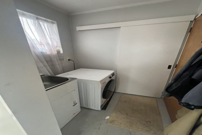 Photo of property in 9-11 Thimble Lane, Whitby, Porirua, 5024