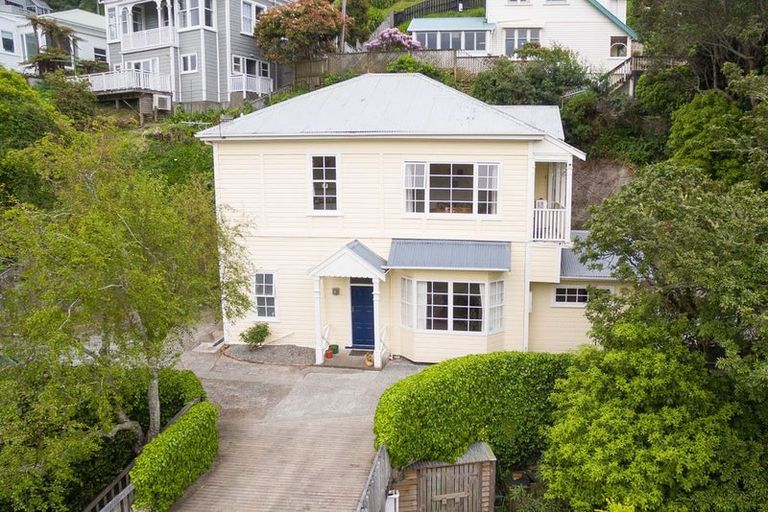 Photo of property in 7 Orangi Kaupapa Road, Northland, Wellington, 6012