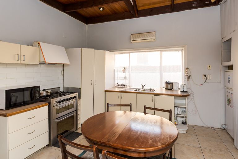 Photo of property in 24 Whiteleigh Avenue, Addington, Christchurch, 8024