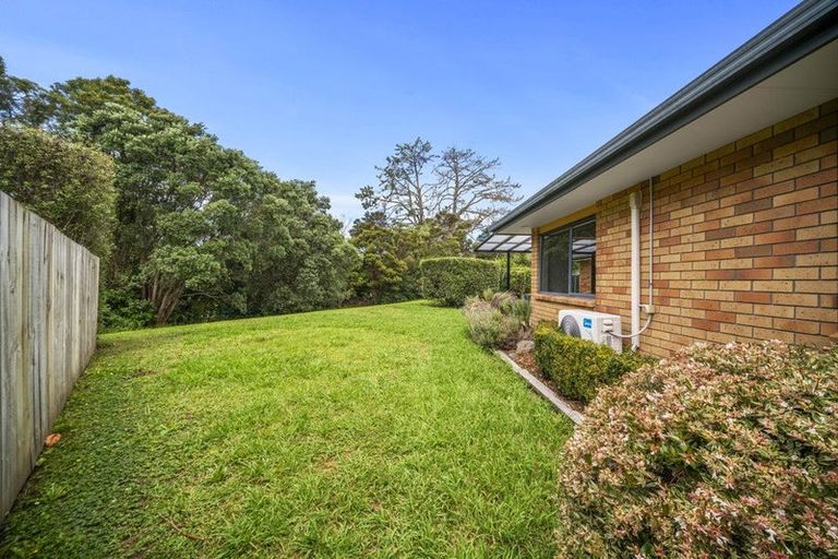 Photo of property in 3 Samuel Cross Place, Greenhithe, Auckland, 0632