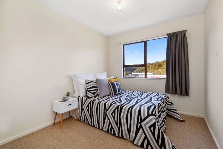 Photo of property in 12b Dominion Park Street, Johnsonville, Wellington, 6037